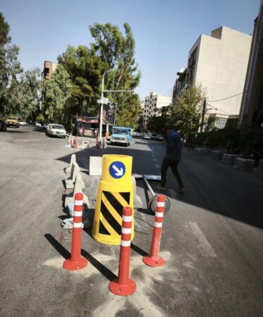 بیش از ۳۷۰ تابلو و ۲۶۰۰ متر تجهیزات ایمنی معابر در تیرماه نصب و بازسازی شد بیش از ۳۷۰ تابلو و ۲۶۰۰ متر تجهیزات ایمنی معابر در تیرماه نصب و بازسازی شد