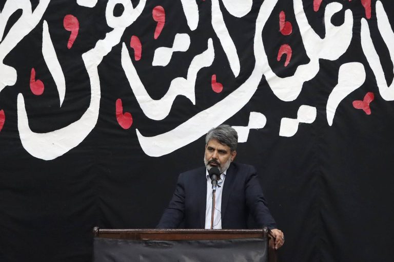 برگزاری ویژهبرنامههای آئینی و مذهبی محرمالحرام ۱۴۴۷ در محلات ۲۰گانه منطقه ۴ برگزاری ویژهبرنامههای آئینی و مذهبی محرمالحرام ۱۴۴۷ در محلات ۲۰گانه منطقه ۴