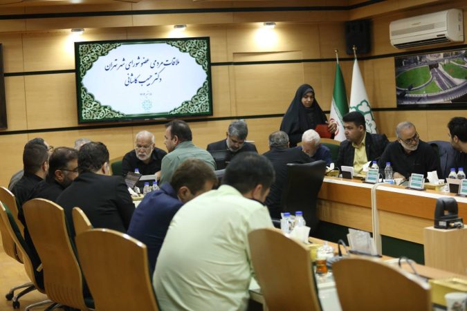 روند رسیدگی به مطالبات شهروندان منطقه ۴ سرعت می‌گیرد؛ ثبت و پیگیری همه درخواست‌ها در ملاقات مردمی