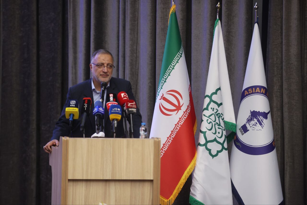 شهردار تهران: اشتراک‌گذاری تجربیات مدیران شهری ضروری است