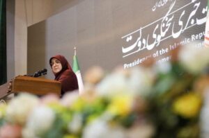 استعفای وزیر نفت را به شدت تکذیب می‌کنم