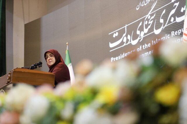 استعفای وزیر نفت را به شدت تکذیب میکنم استعفای وزیر نفت را به شدت تکذیب میکنم