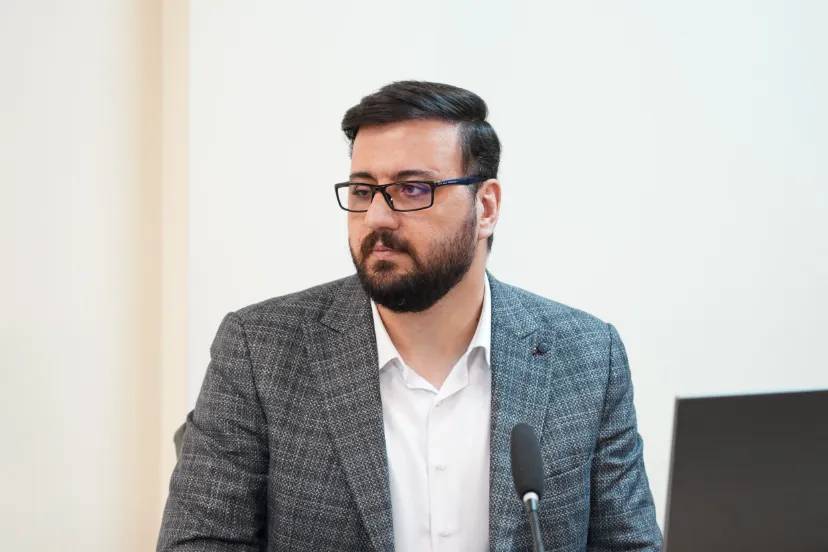 بیخبری فعالان سلامت دیجیتال/ آییننامه دارورسانی امضا شد، بخش خصوصی در انتظار شفافیت! بیخبری فعالان سلامت دیجیتال/ آییننامه دارورسانی امضا شد، بخش خصوصی در انتظار شفافیت!