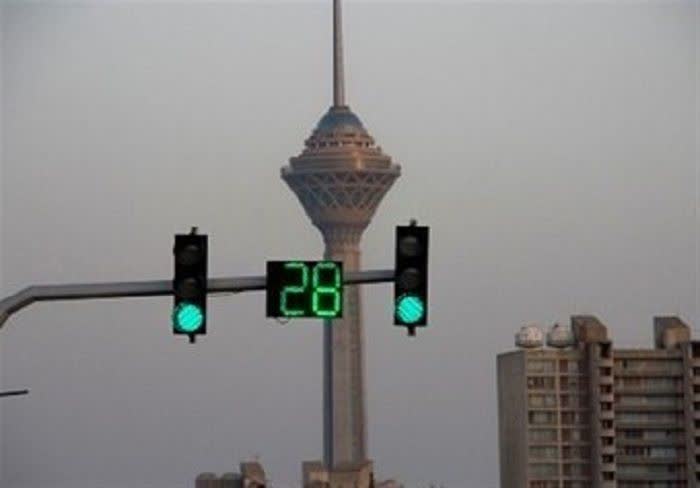 چراغراهنمایی تقاطعهای پرتردد منطقه ۲ به سیستم برق اضطراری تجهیز شد چراغراهنمایی تقاطعهای پرتردد منطقه ۲ به سیستم برق اضطراری تجهیز شد