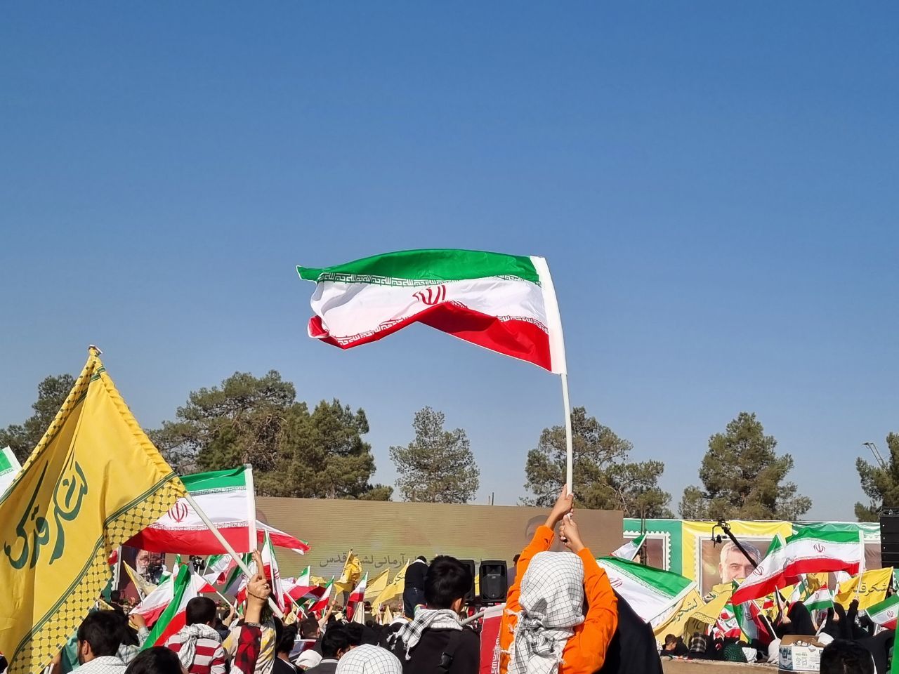 گردهمایی نوجوانان آرمانیِ لشکر قدس برگزار شد گردهمایی نوجوانان آرمانیِ لشکر قدس برگزار شد