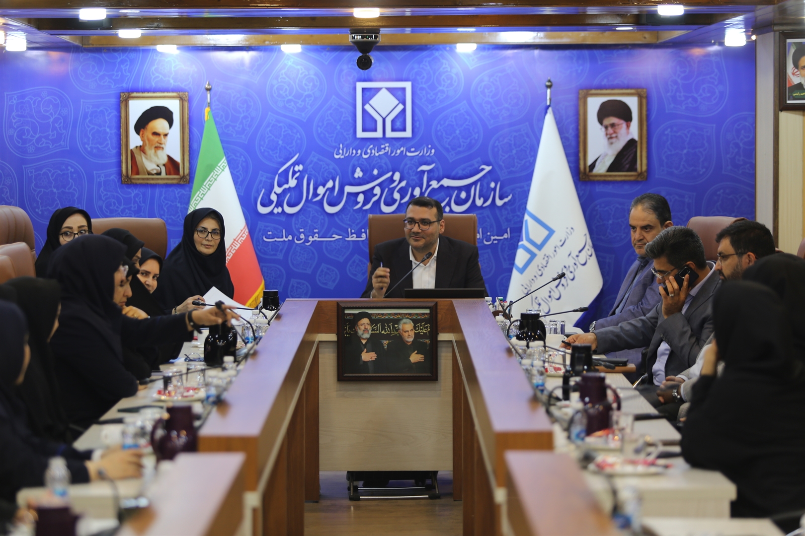 دیدار صمیمانه مدیرعامل با بانوان شاغل در اموال تملیکی