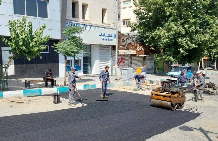 افزایش ۷۲ درصدی پخش آسفالت در منطقه یک تهران افزایش ۷۲ درصدی پخش آسفالت در منطقه یک تهران