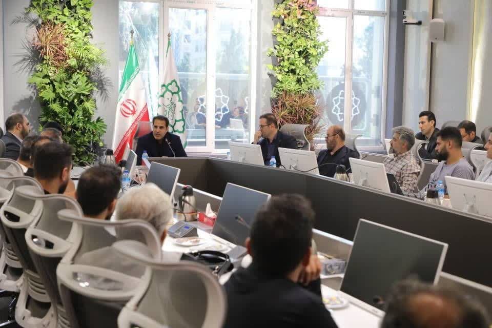 دعوت شهردار منطقه ۱۳ از سازندگان برای مشارکت در بازسازی املاک آسیبدیده از جنگ دعوت شهردار منطقه ۱۳ از سازندگان برای مشارکت در بازسازی املاک آسیبدیده از جنگ