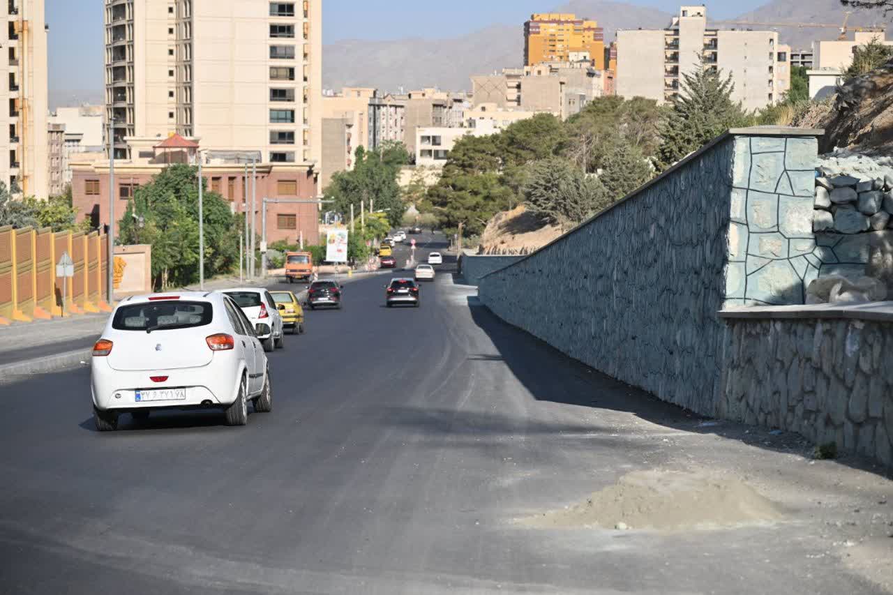 روشنایی و تعریض جاده لشگرک؛ گامی موثردر ایمنسازی معابر شمال شرق تهران روشنایی و تعریض جاده لشگرک؛ گامی موثردر ایمنسازی معابر شمال شرق تهران