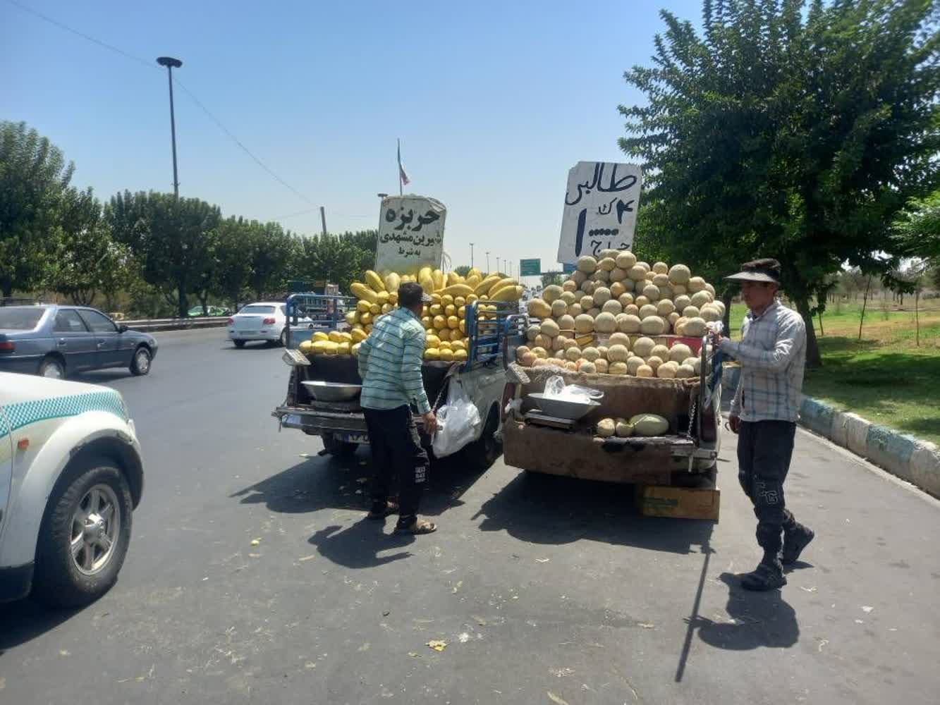 ساماندهی صنوف و ارتقای انضباط شهری در منطقه ۱۹ ساماندهی صنوف و ارتقای انضباط شهری در منطقه ۱۹