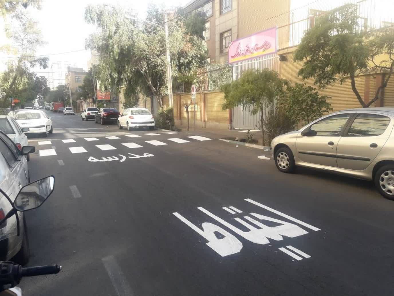 بهسازی ۳۸۳۰ متر مربع معابر منطقه ۱۳ همزمان با استقبال از مهر