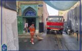 نظافت و غبار روبی اطراف و پیرامون تکایا و حسینیه‌های منطقه ۱۲