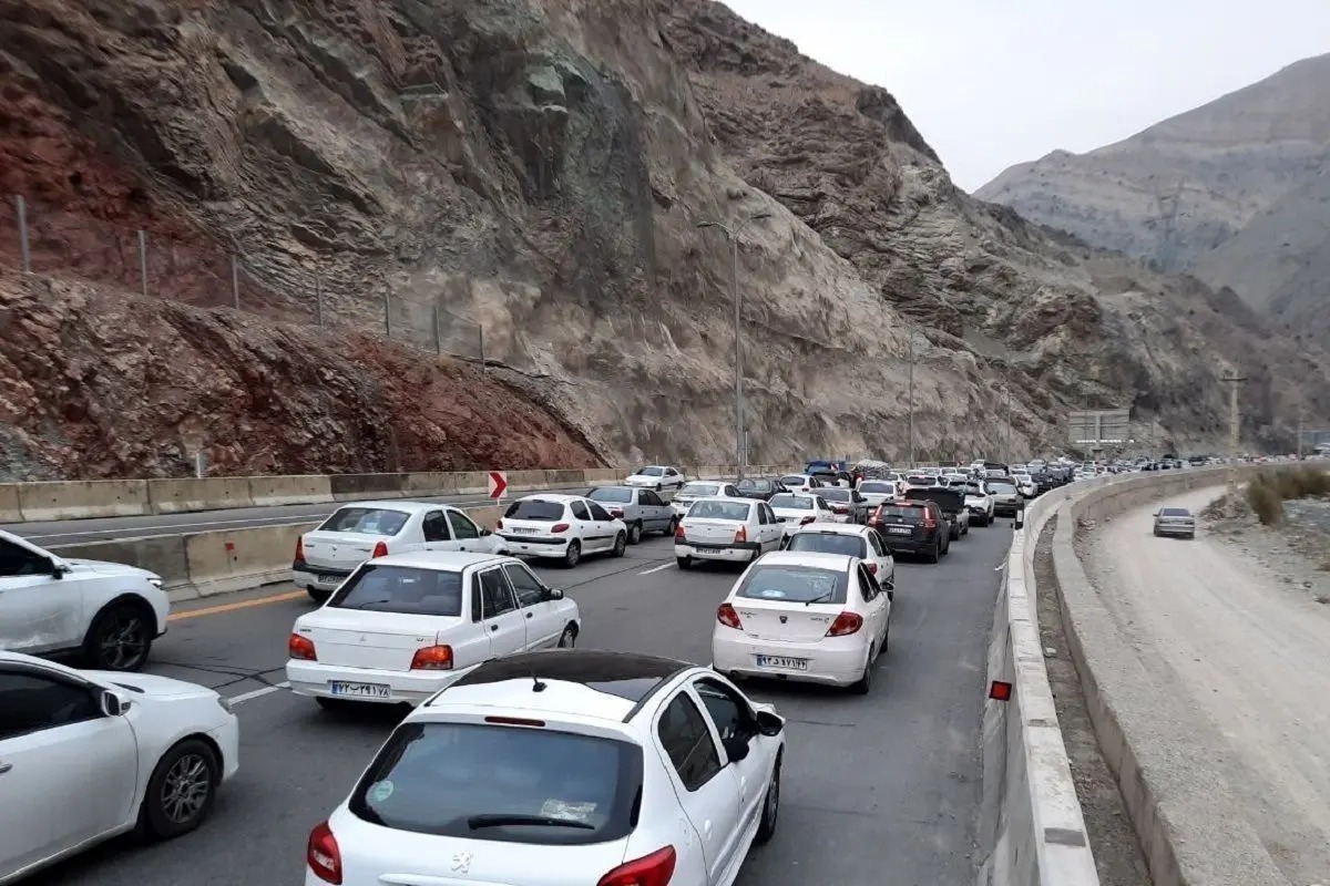 ترافیک سنگین در جاده‌های کشور/ احتمال یک‌طرفه شدن محورهای شمالی در صورت تداوم ترافیک سنگین