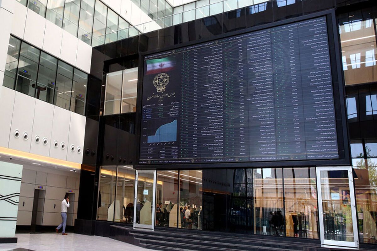 سرخپوشی بازار سهام مقطعی است سرخپوشی بازار سهام مقطعی است