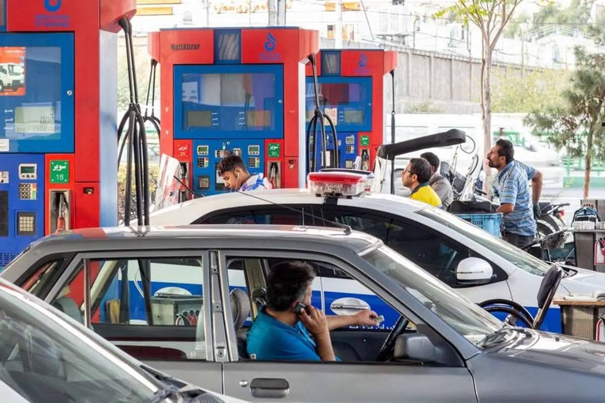 نرخ سوم بنزین از نیمه آذر اجرایی می شود / قیمت هر لیتر ۵ هزار تومان